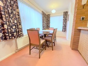 CHESTNUT ROAD- click for photo gallery